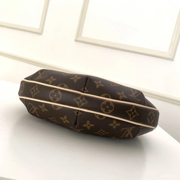 WIS POCHETTE LOUIS CROISSANT VUITTON 0128